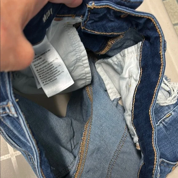 American Eagle Outfitters Women's Dark Blue Ripped Jean Shorts - Picture 16 of 17